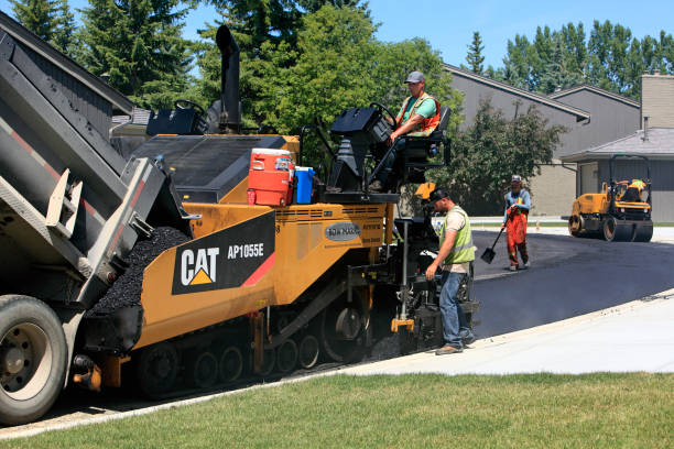 Best Driveway Paving Contractor  in Briar, TX